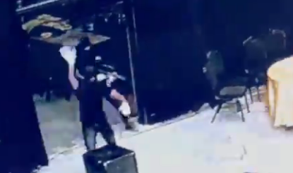 قرية الطيبة: فيديو عملية سطو على حفل زفاف لسرقة نقوط العريس